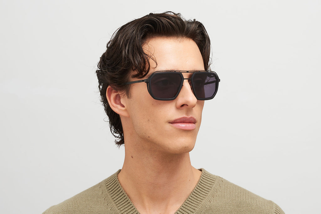 MYKITA - Mojave Sunglasses MH6 - Pitch Black/Black with Cool Grey Solid Lenses