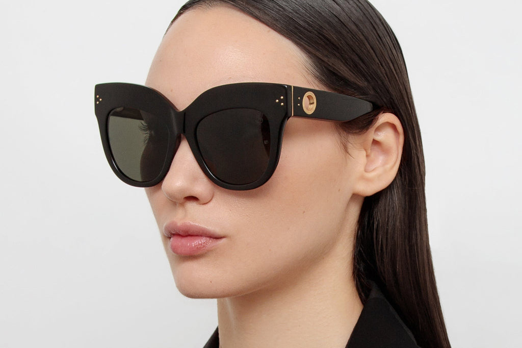 Linda Farrow - Dunaway Sunglasses Matte Black (C8)