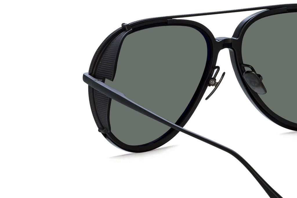 Linda Farrow - Maverick Sunglasses Black/Matte Nickel (C6)